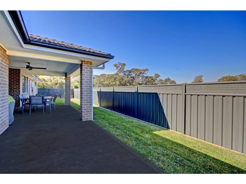 33 Morson Avenue, Horsley NSW 2530