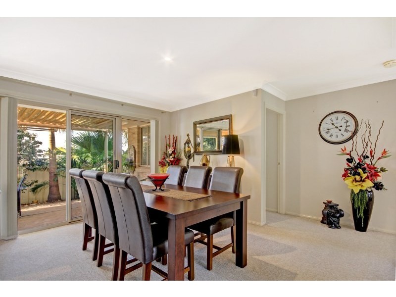 2/1 Eliza Court, Horsley NSW 2530