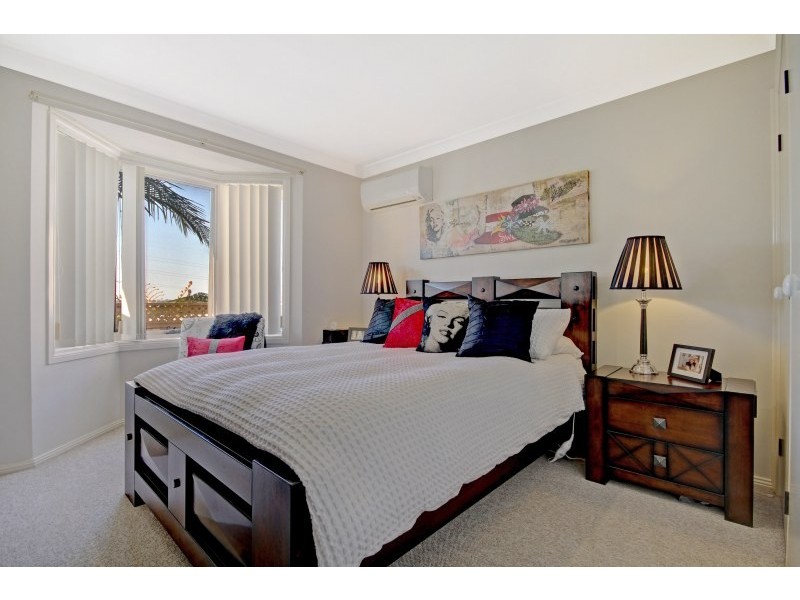 2/1 Eliza Court, Horsley NSW 2530