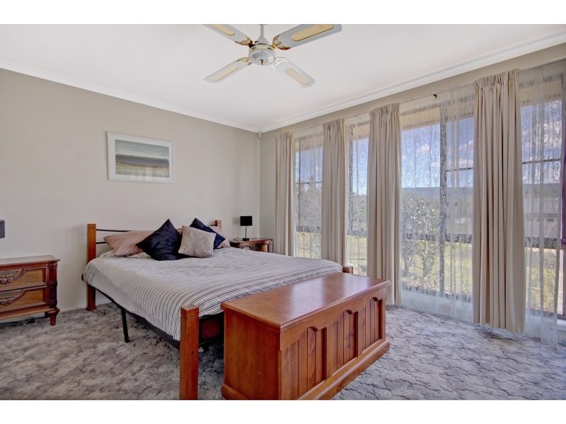 7 Derwent Avenue, Penrose NSW 2530