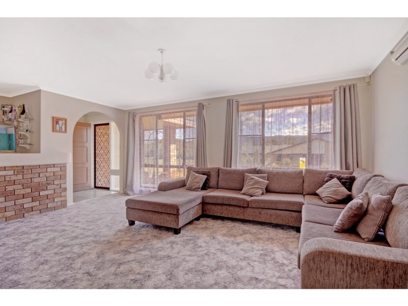 7 Derwent Avenue, Penrose NSW 2530