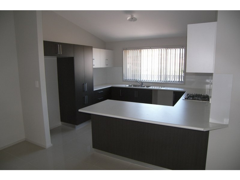 35 Seymour Drive, Flinders NSW 2529