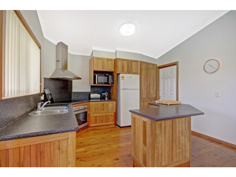 41 Palmer Avenue, Kanahooka NSW 2530