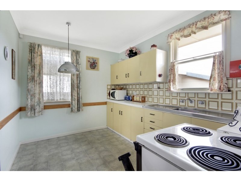 3 Allambie Avenue, Koonawarra NSW 2530