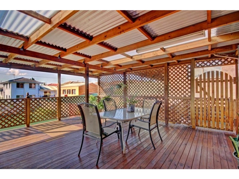 13 Darren Avenue, Kanahooka NSW 2530