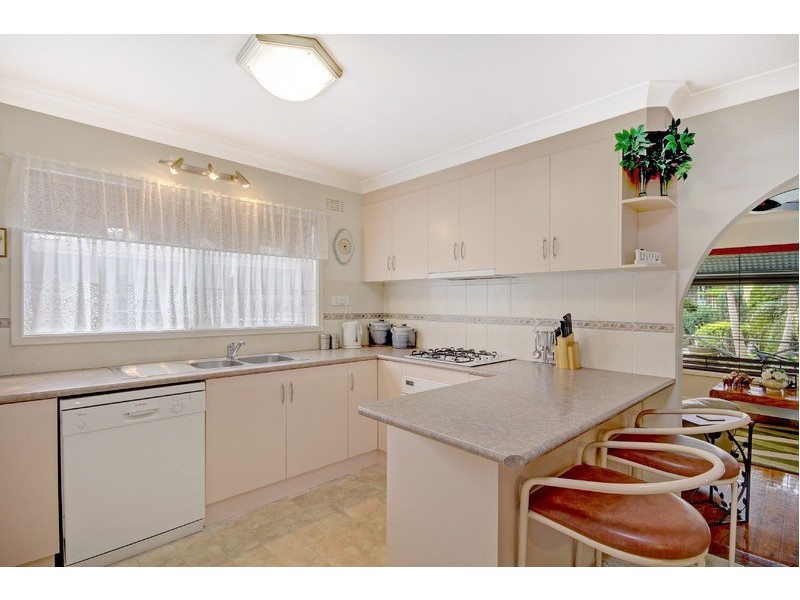 13 Palmer Avenue, Kanahooka NSW 2530