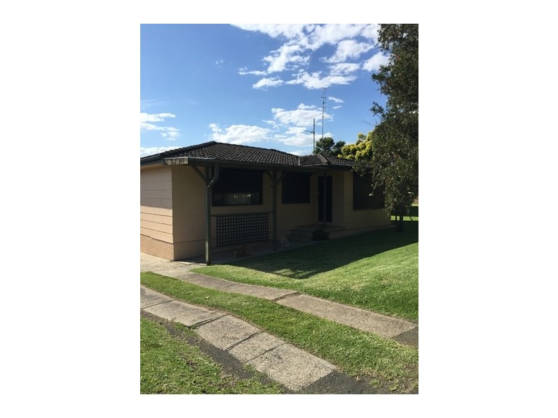 24 Compton Street, Dapto NSW 2530