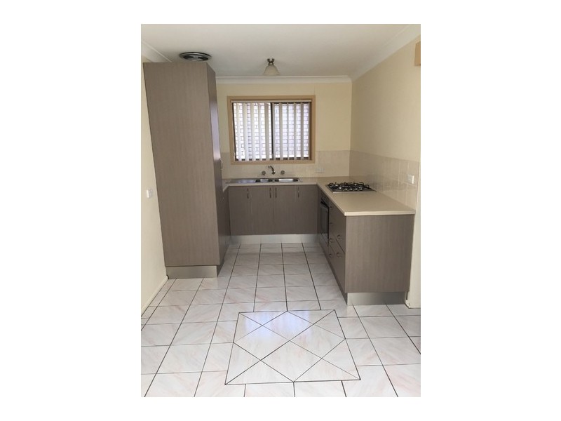 24 Compton Street, Dapto NSW 2530