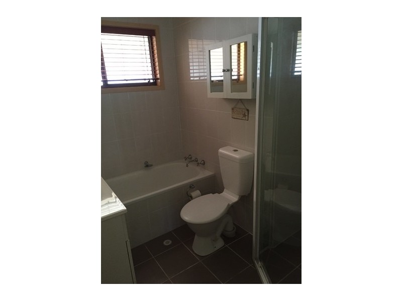 24 Compton Street, Dapto NSW 2530