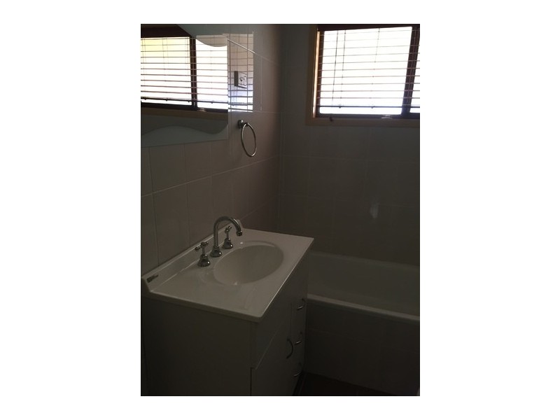 24 Compton Street, Dapto NSW 2530
