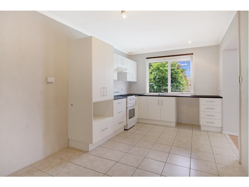 16  Galong Crescent, Koonawarra NSW 2530