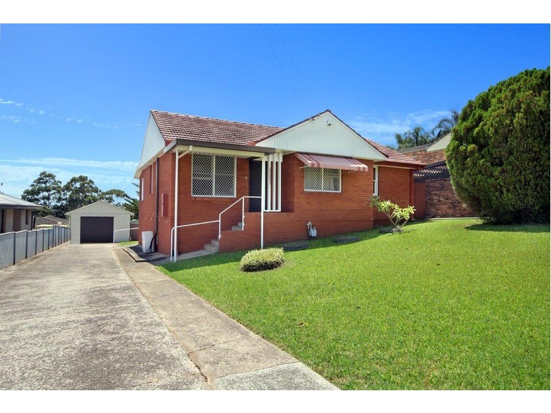 10 Darly Avenue, Kanahooka NSW 2530