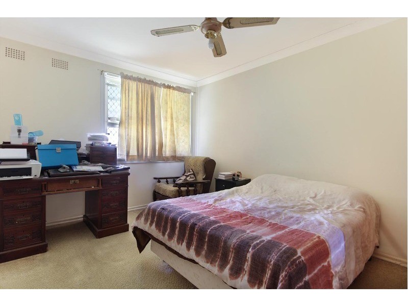 10 Darly Avenue, Kanahooka NSW 2530