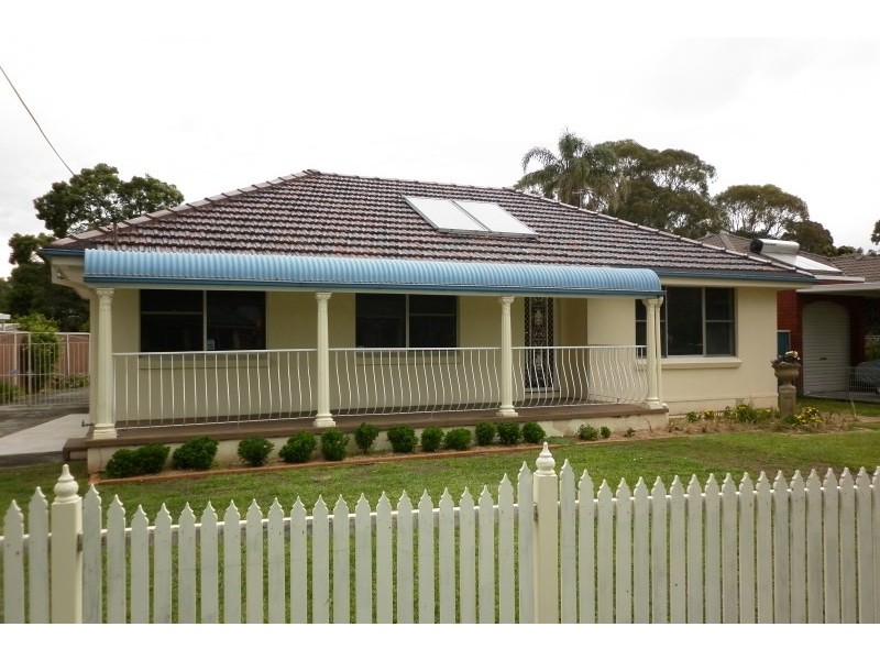38 Craig Crescent, Dapto NSW 2530