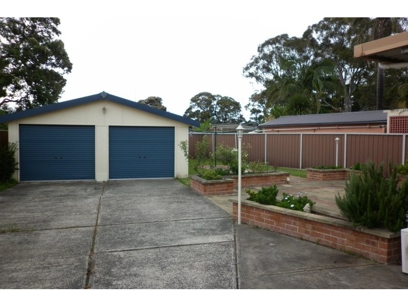 38 Craig Crescent, Dapto NSW 2530