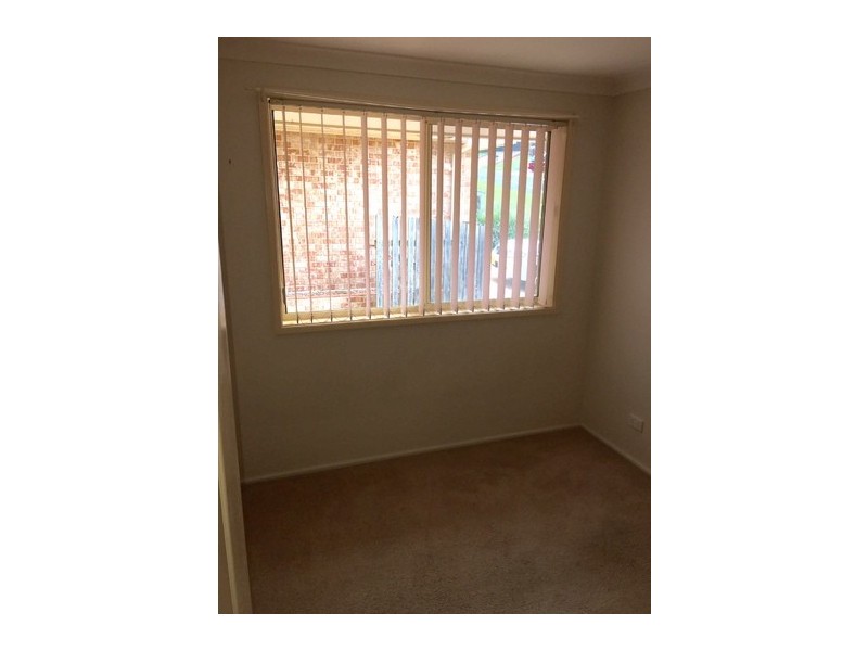 1 Woombye Close, Koonawarra NSW 2530