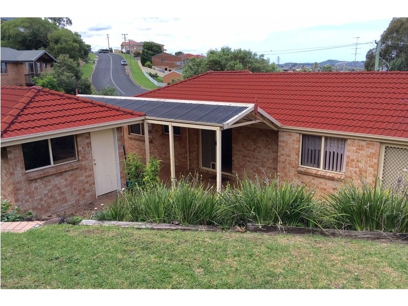 1 Woombye Close, Koonawarra NSW 2530