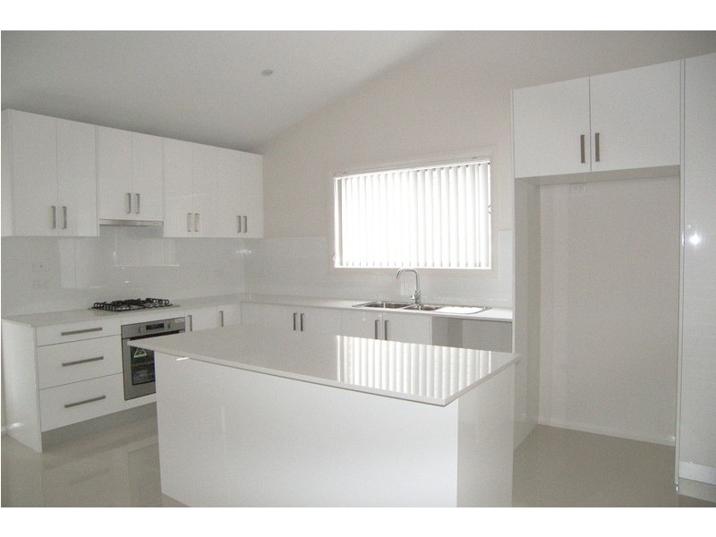 1/201 Wyndarra Way, Koonawarra NSW 2530