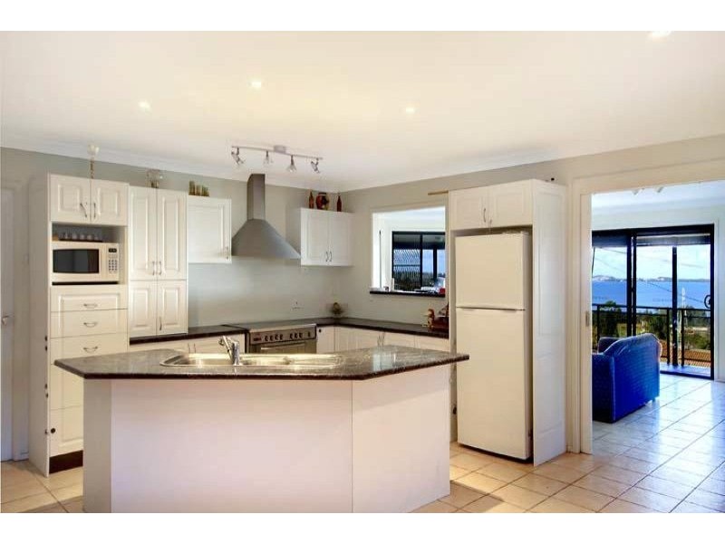 131 Wyndarra Way, Koonawarra NSW 2530