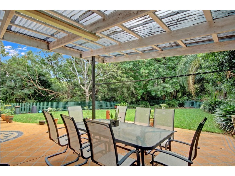 14 Poplar Avenue, Unanderra NSW 2526