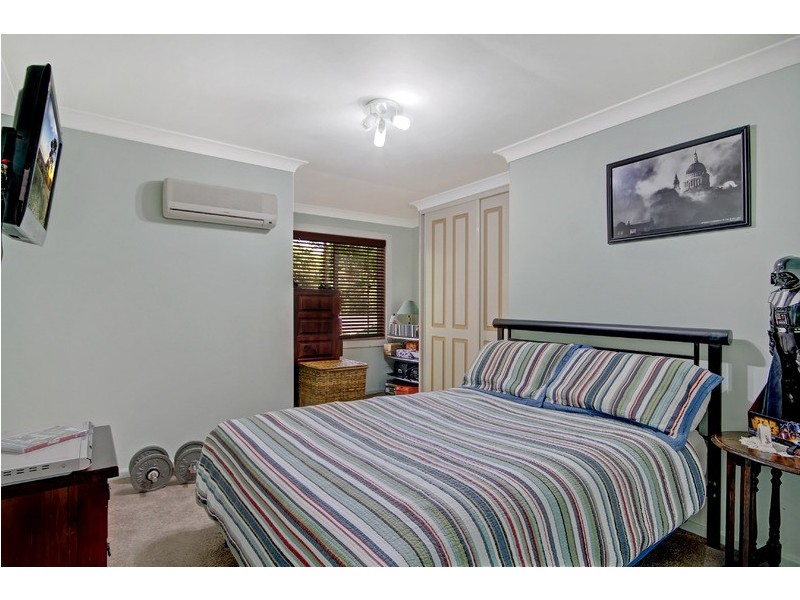 14 Poplar Avenue, Unanderra NSW 2526