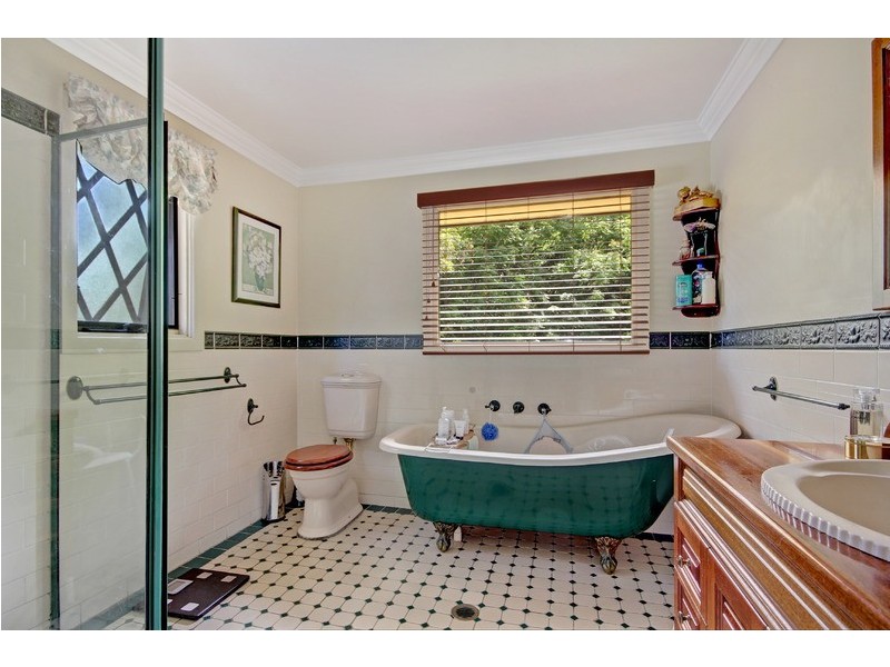 14 Poplar Avenue, Unanderra NSW 2526