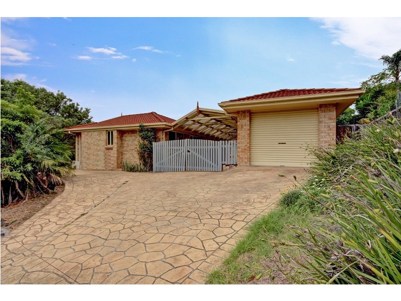 1 Woombye Close, Koonawarra NSW 2530