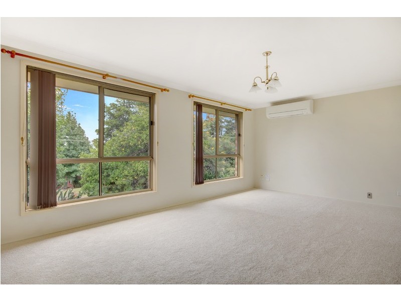 1 Woombye Close, Koonawarra NSW 2530