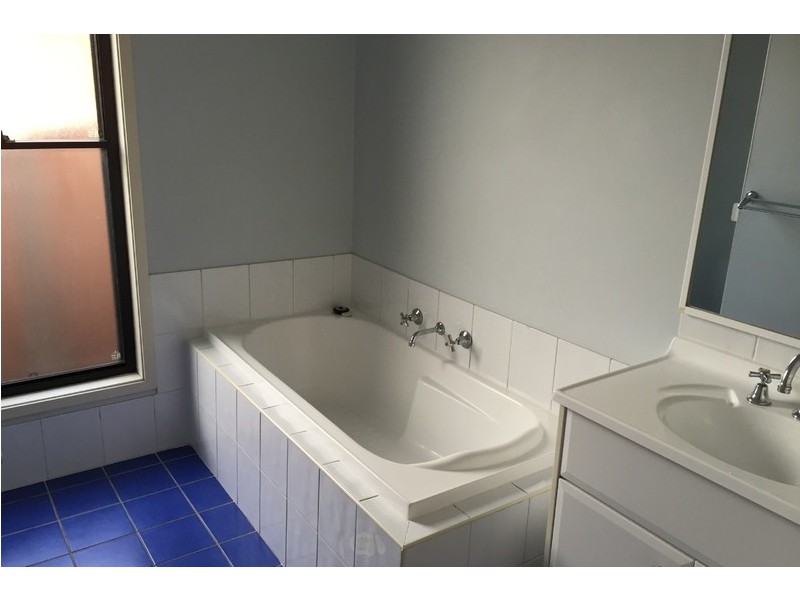 26 St Lukes Avenue, Brownsville NSW 2530