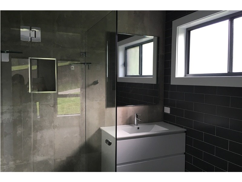 8 Baywood Avenue, Dapto NSW 2530