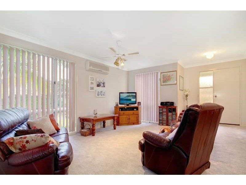 2 Jenail Place, Horsley NSW 2530