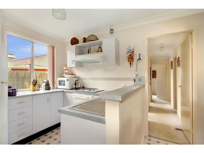 2 Jenail Place, Horsley NSW 2530