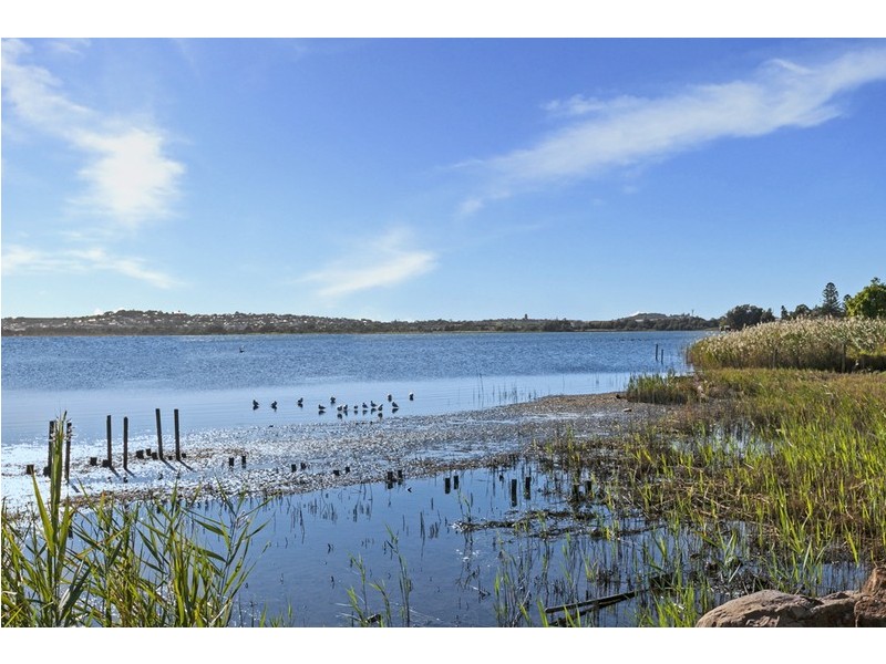 168 Lakeview Parade, Primbee NSW 2502