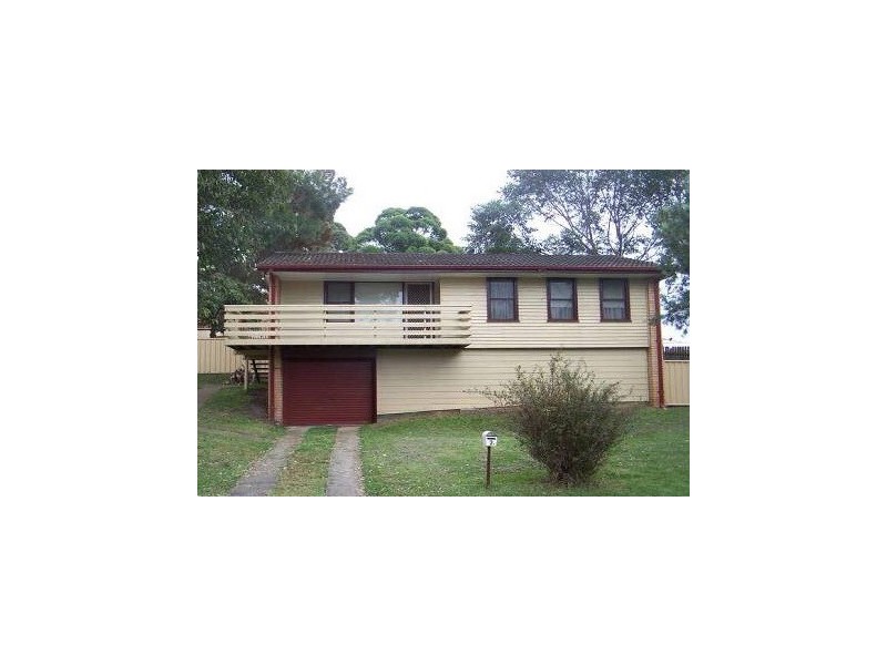 2 Malonga Place, Koonawarra NSW 2530