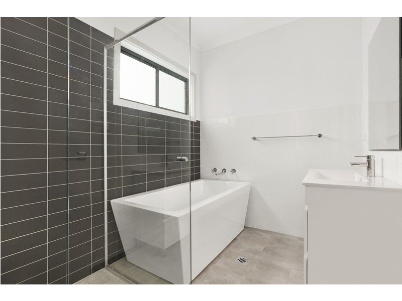 1/7 Pinnacle Way, Koonawarra NSW 2530