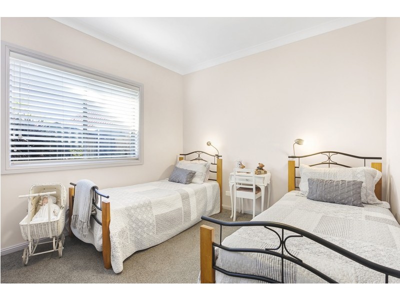 16 Streeton Avenue, Kanahooka NSW 2530