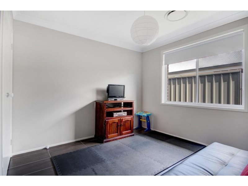 26 Mallon Avenue, Horsley NSW 2530