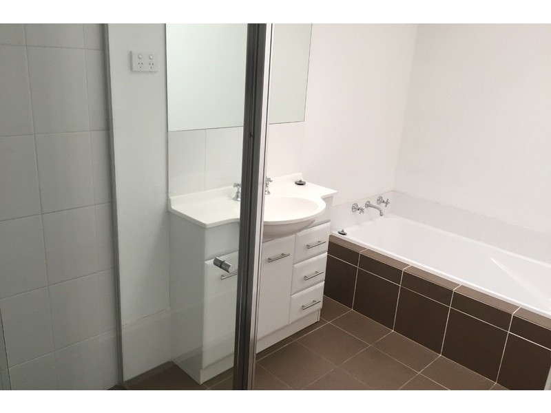 18A Barellan Avenue, Dapto NSW 2530