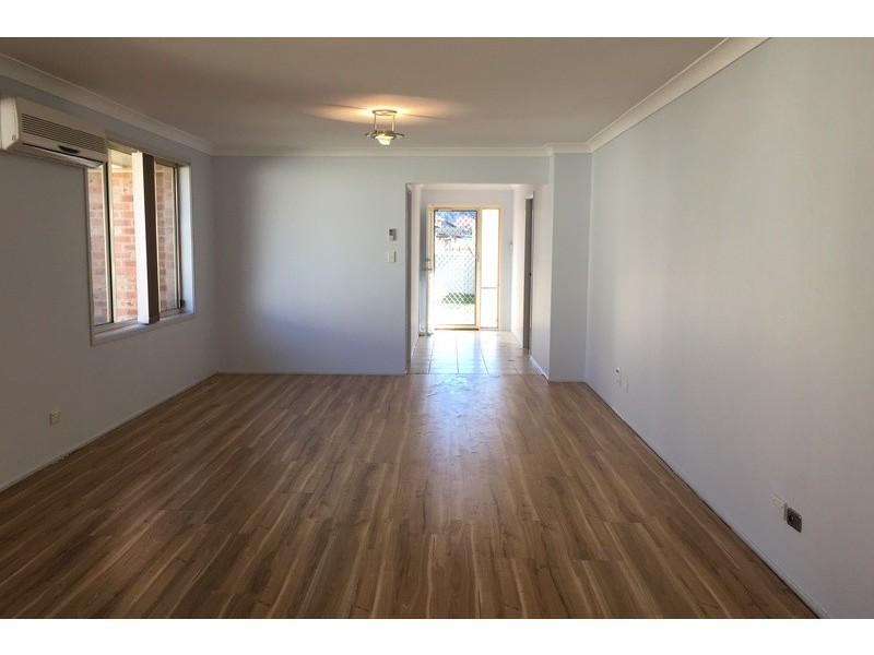 25 Melrose Way, Horsley NSW 2530