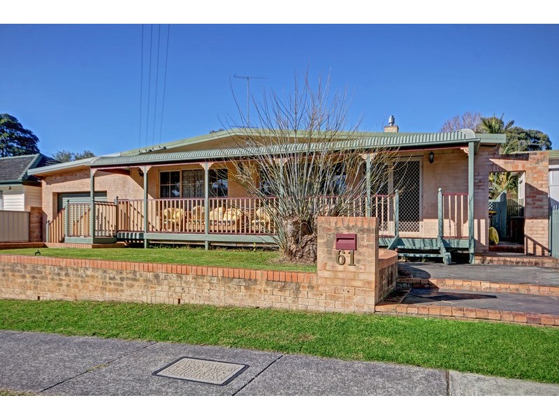 61 Parkside Drive, Dapto NSW 2530