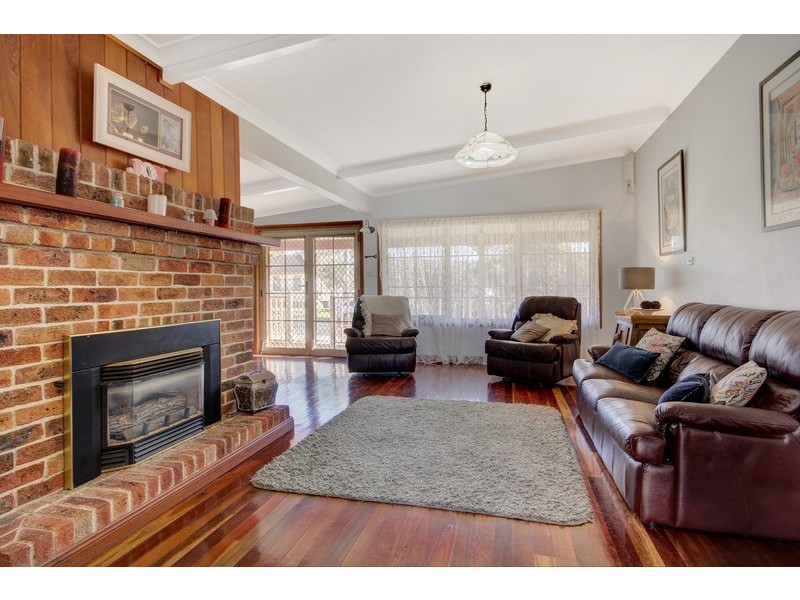 61 Parkside Drive, Dapto NSW 2530