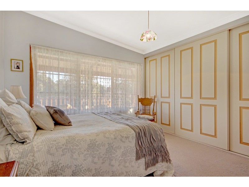 61 Parkside Drive, Dapto NSW 2530