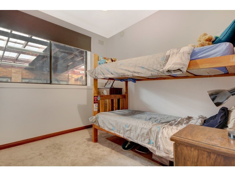 61 Parkside Drive, Dapto NSW 2530