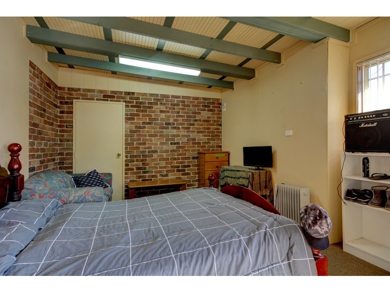 61 Parkside Drive, Dapto NSW 2530