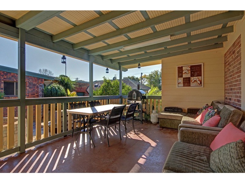 61 Parkside Drive, Dapto NSW 2530