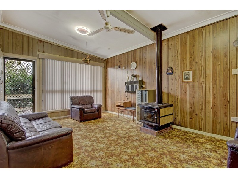 6 Devon Road, Dapto NSW 2530