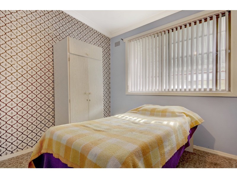 6 Devon Road, Dapto NSW 2530