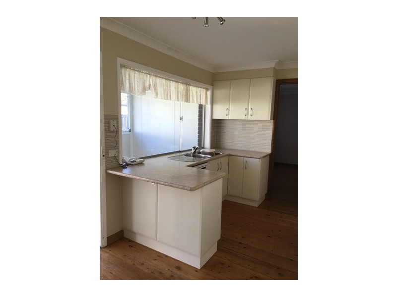 18 Horsley Road, Oak Flats NSW 2529