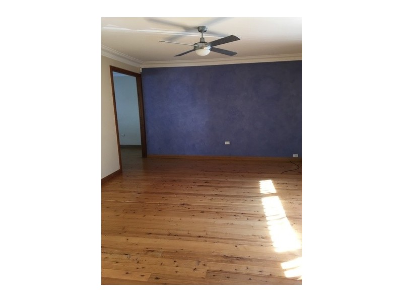 18 Horsley Road, Oak Flats NSW 2529