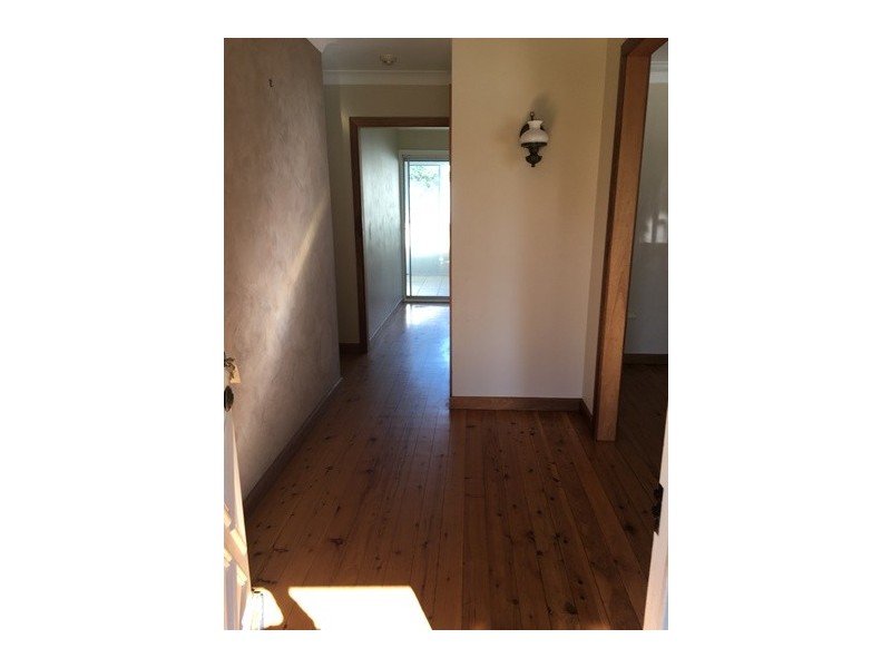 18 Horsley Road, Oak Flats NSW 2529